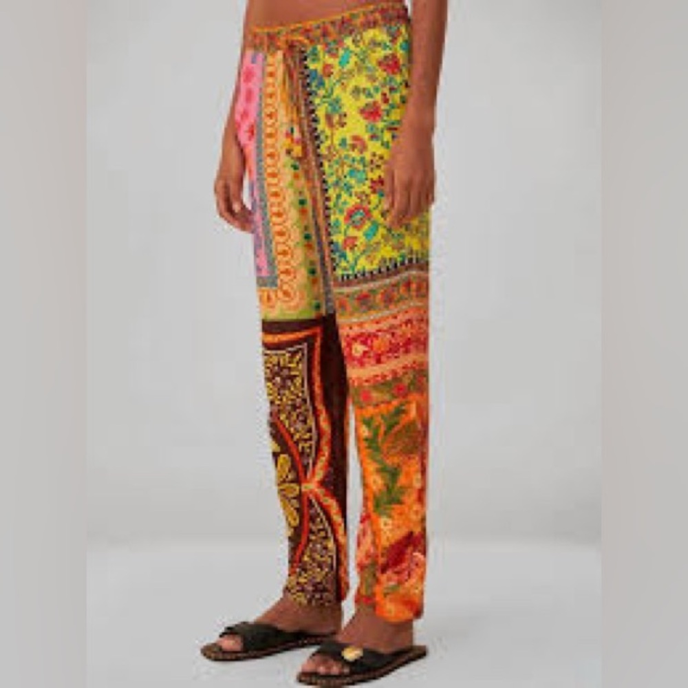FARM RIO Colorful Patterned Silky Pants